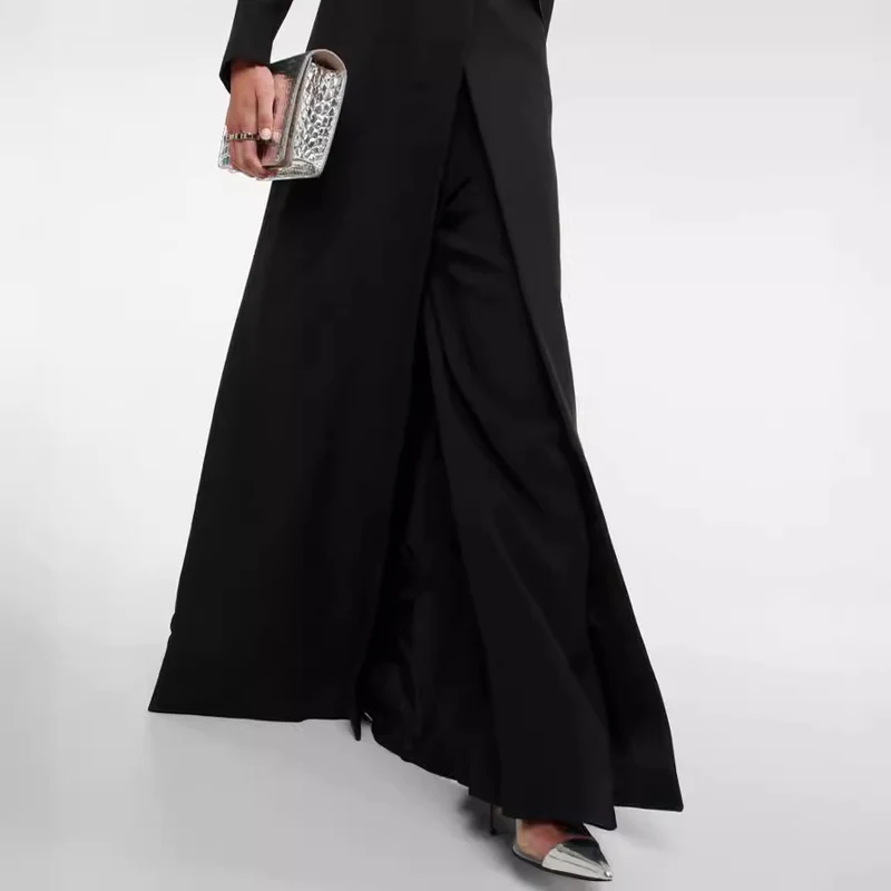 Damen Maxikleid im Smokingsakko‑Stil mit tiefem V‑Ausschnitt und tailliertem Ein‑Knopf‑Verschluss Nord Taschen
