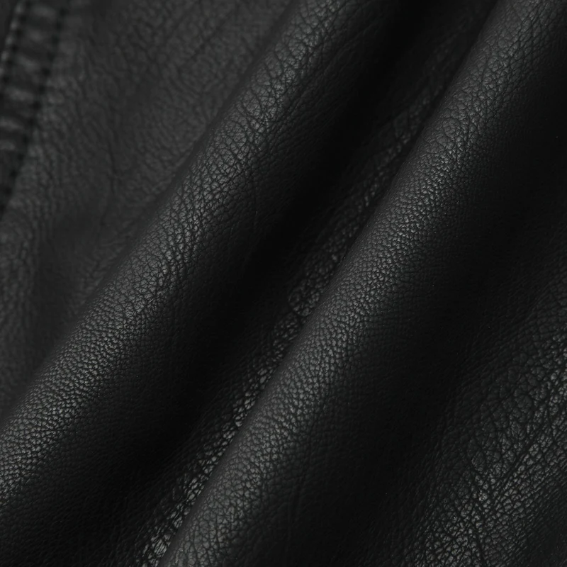Damen Schlanke Echtlederjacke mit Stehkragen, Stepppaneelen und Reißverschluss Nord Taschen