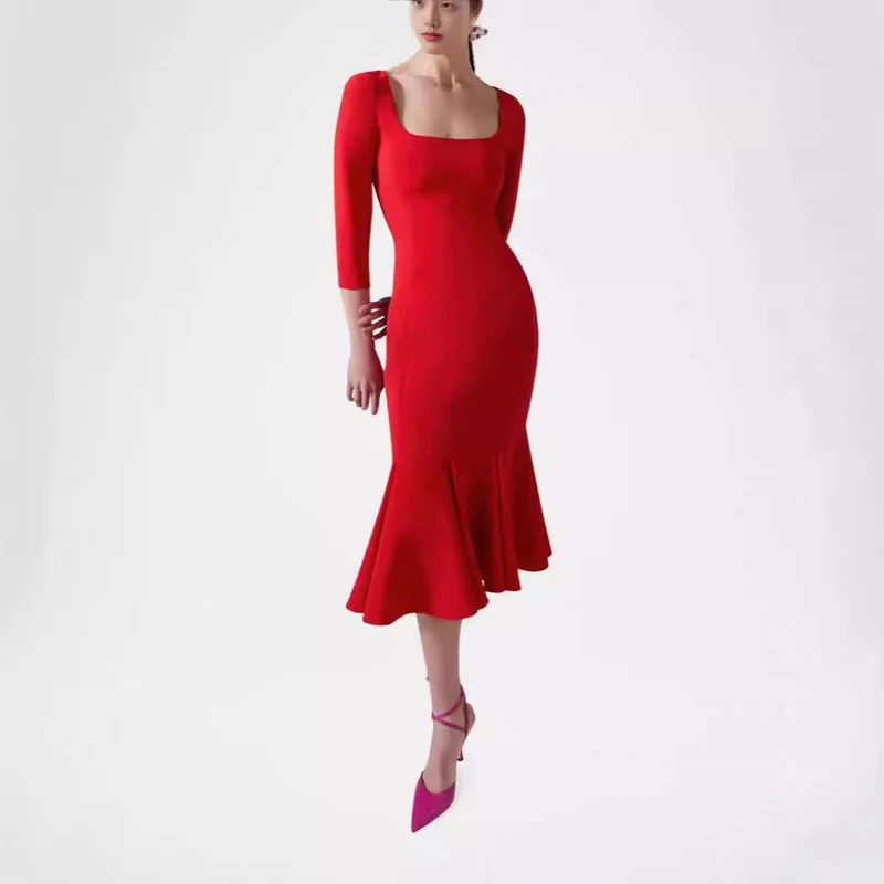 Damen Figurbetontes Midikleid mit quadratischem Ausschnitt und Meerjungfrauen-Saum Nord Taschen
