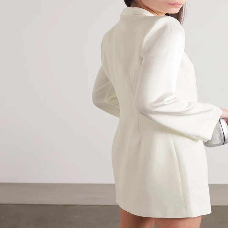 Damen Elegantes tailliertes Blazerkleid mit Schalkragen und tiefem V‑Ausschnitt Nord Taschen