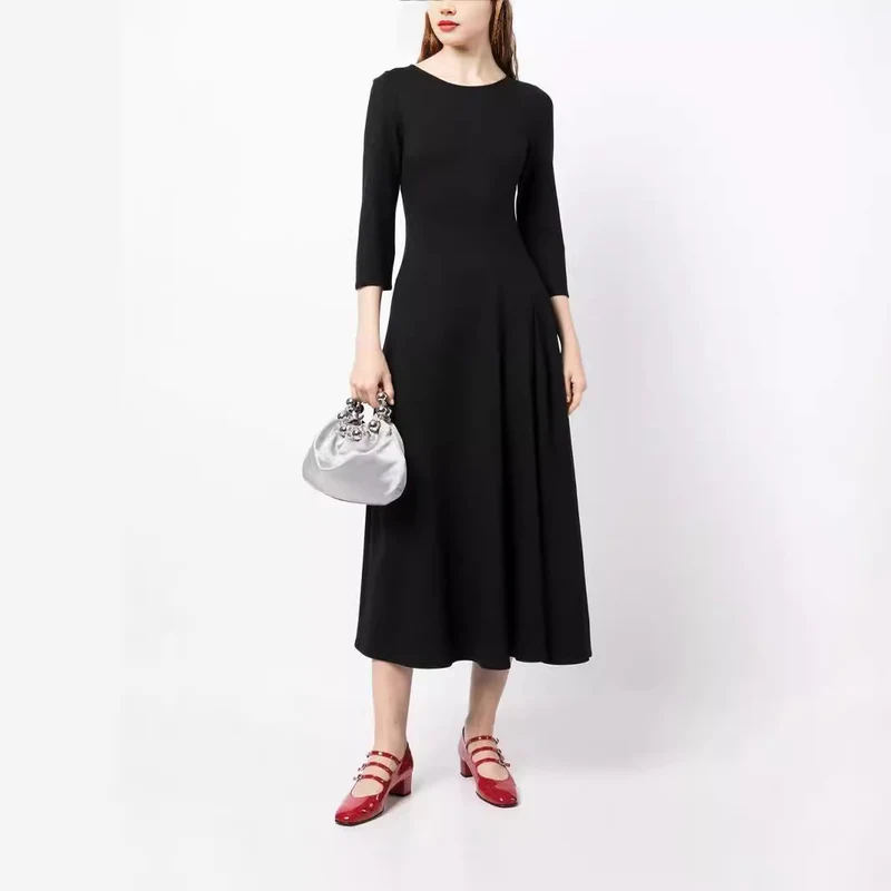 Damen Elegantes Midikleid mit tailliertem A-Linien-Schnitt und dreiviertel Ärmeln Nord Taschen