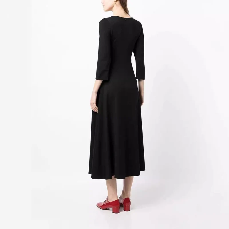 Damen Elegantes Midikleid mit tailliertem A-Linien-Schnitt und dreiviertel Ärmeln Nord Taschen