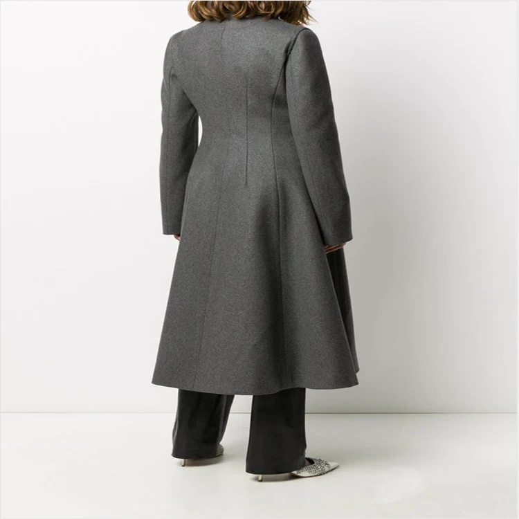 Damen Taillierter A-Linien Mantel mit asymmetrischer Einreihe und schwingendem Rock Nord Taschen