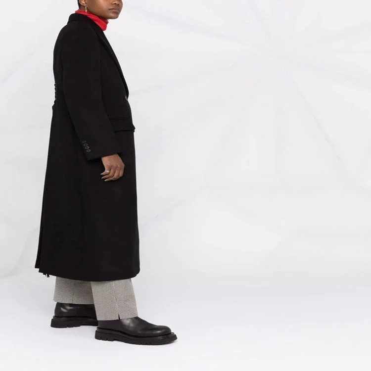 Damen Longcoat im minimalistischen Doppelreiher mit taillierter Silhouette und Pattentaschen Nord Taschen