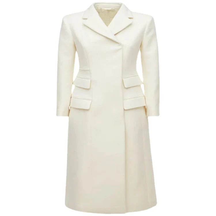 Damen Langmantel im minimalistischen Blazer‑Stil mit verdeckter Knopfleiste und dreifacher Pattentasche Nord Taschen