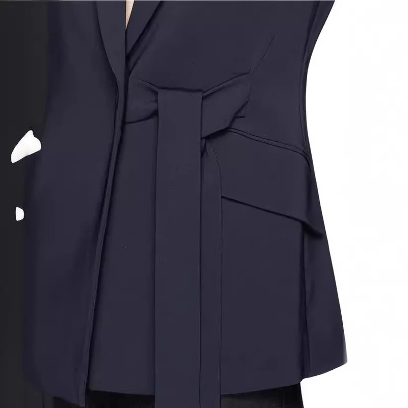 Damen Schalkragen-Wickelblazer mit seitlicher Knotenbindung und Pattentaschen Nord Taschen