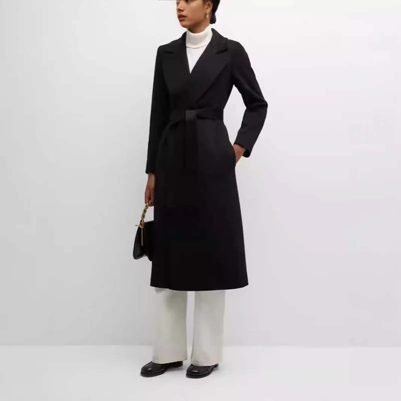 Damen Einreihiger Midilanger Mantel im Clean-Cut mit Taillengürtel und dezenter Pattentasche Nord Taschen