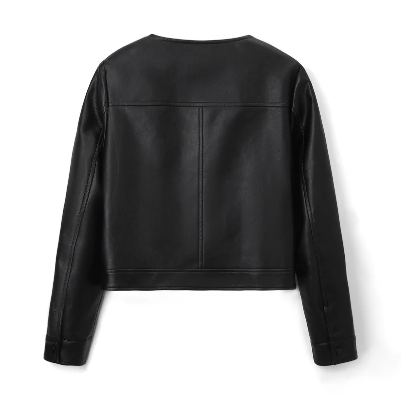 Damen Kurzjacke aus Kunstleder mit Rundhals, Druckknopfverschluss und aufgesetzten Taschen Nord Taschen