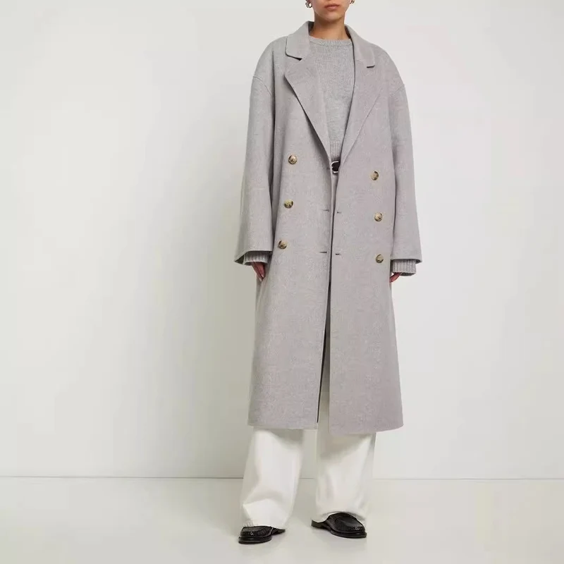 Damen Oversize Zweireihiger Longcoat mit fallender Schultersilhouette und goldenen Zierknöpfen Nord Taschen