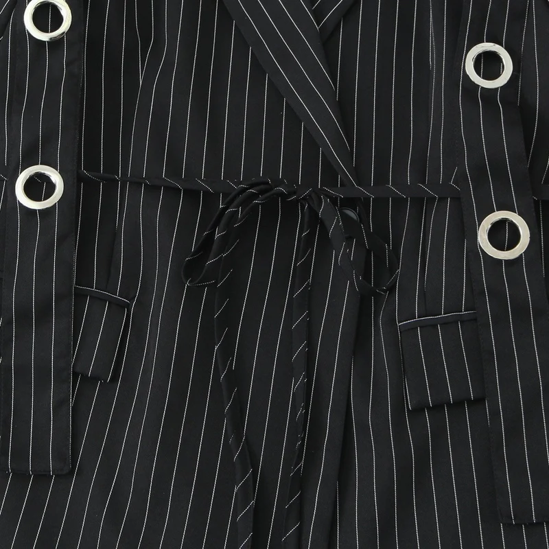 Damen Nadelstreifen-Blazer mit Ösenapplikation und Kordelzug Nord Taschen