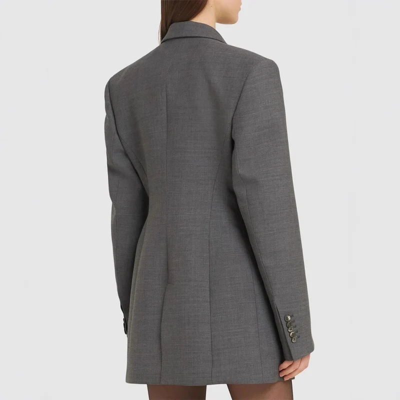 Damen Oversize-Blazer mit langer Silhouette und markanter Schulterpartie Nord Taschen