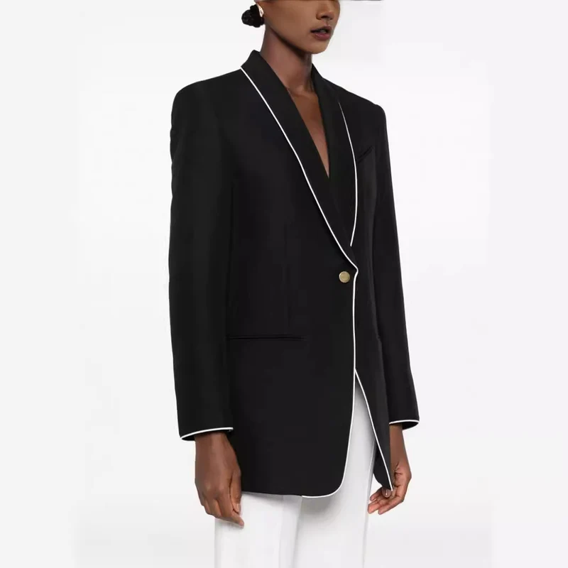 Damen Oversize-Blazer im Smokingstil mit kontrastierender Paspelierung und Ein-Knopf-Front Nord Taschen
