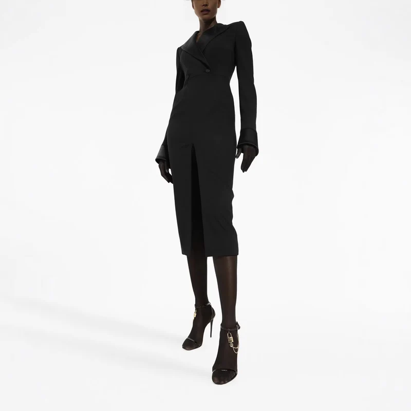 Damen Tailliertes Blazerkleid im Longcut mit Satinrevers und Frontschlitz Nord Taschen