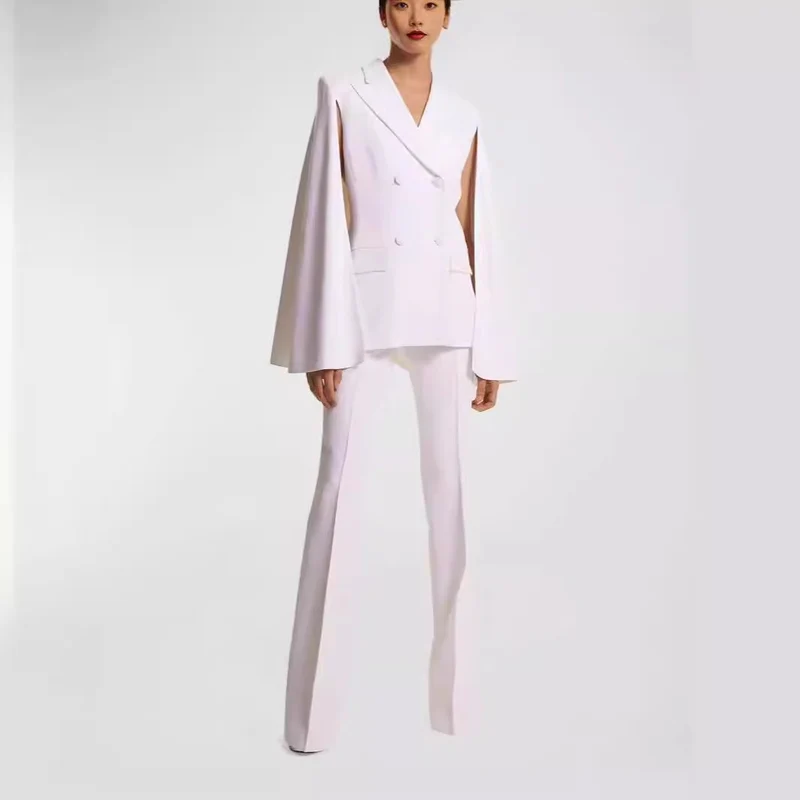Damen Doppelreihiger Blazer mit Cape-Ärmeln und taillierter Silhouette Nord Taschen