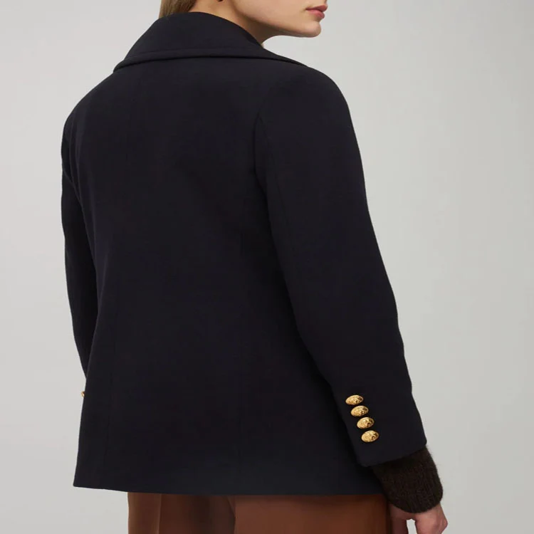 Damen Kurzer Zweireihiger Wollmix-Peacoat mit goldenen Zierrundknöpfen und taillierter Silhouette Nord Taschen