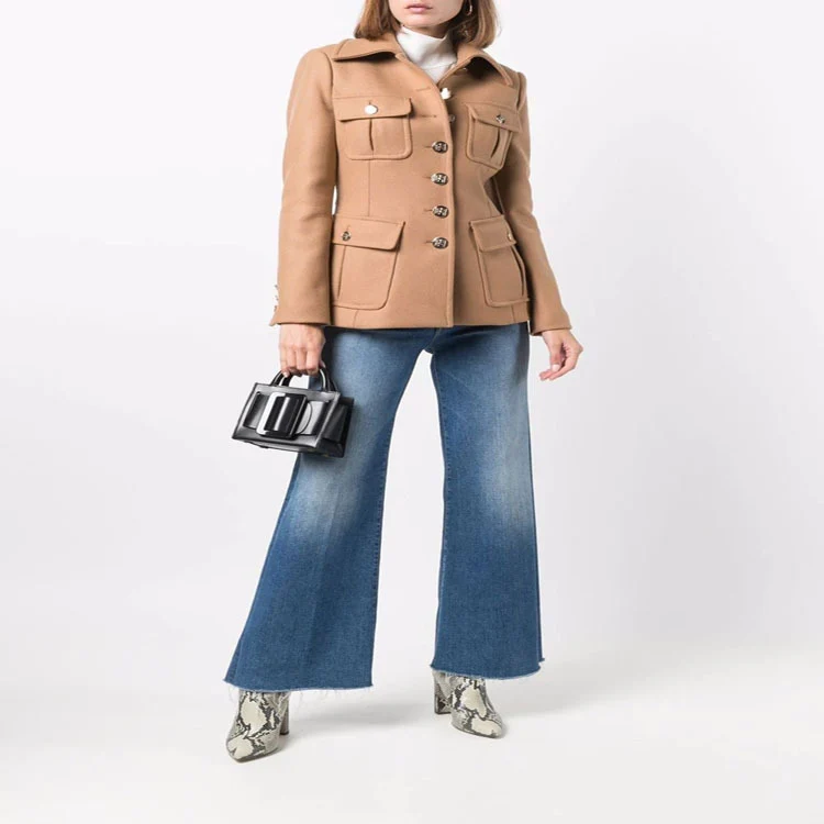 Damen Kurze militärinspirierte Wollmix‑Jacke mit Zierknöpfen Nord Taschen