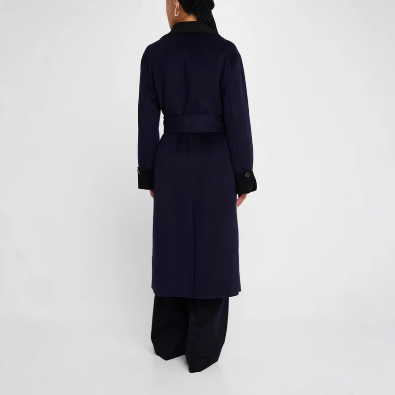 Damen Taillierter Wollmix-Mantel mit Bindegürtel, kontrastiertem Revers und Pattentaschen Nord Taschen