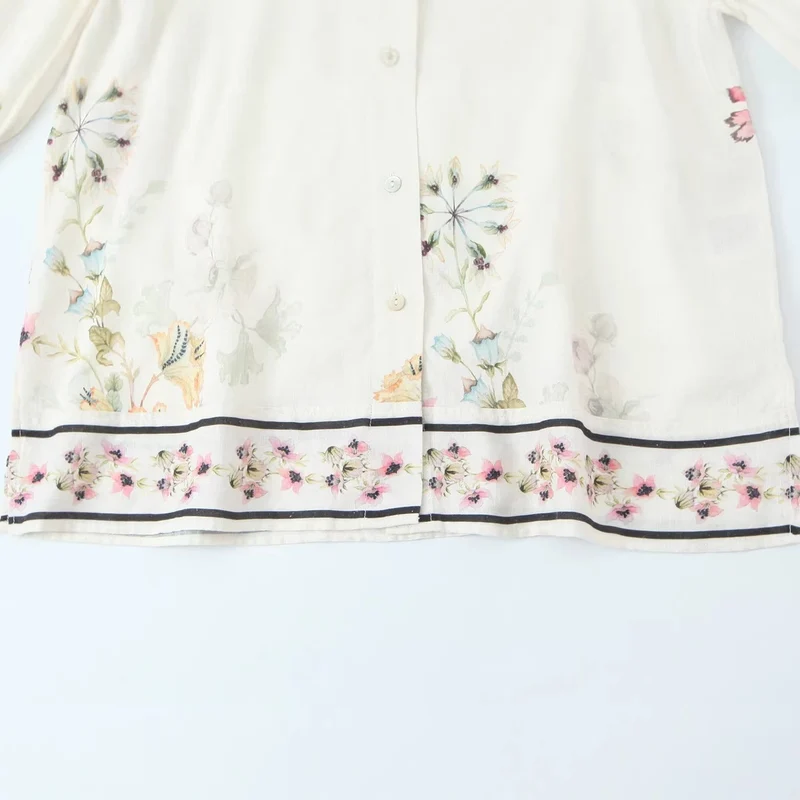 Damen Locker geschnittene florale Button-Down-Bluse mit Bordürenprint Nord Taschen