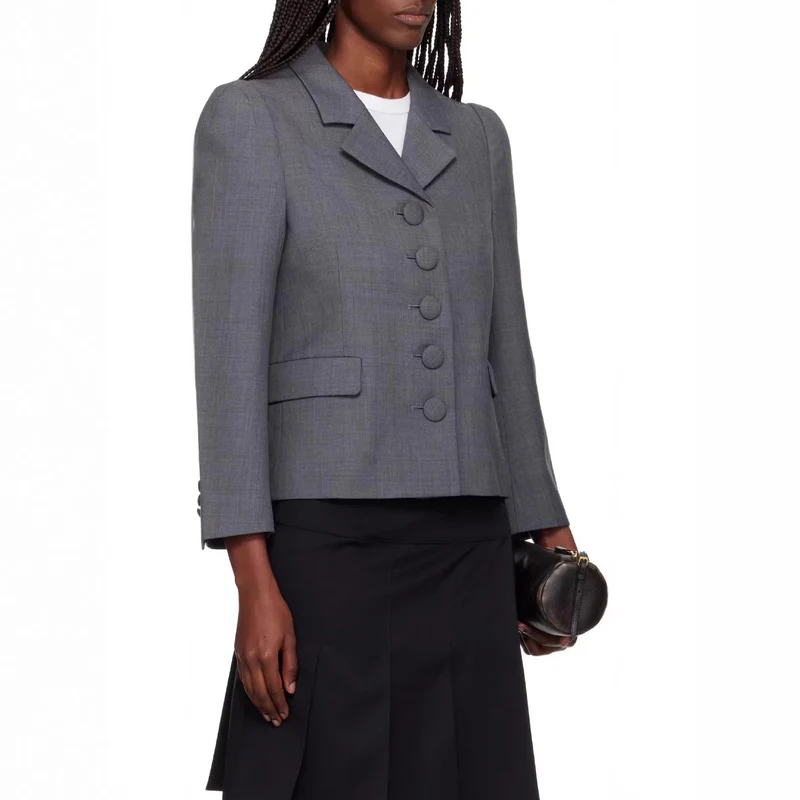 Damen Kurzblazer im taillierten Vintage Tailoring mit bezogenen Knöpfen Nord Taschen