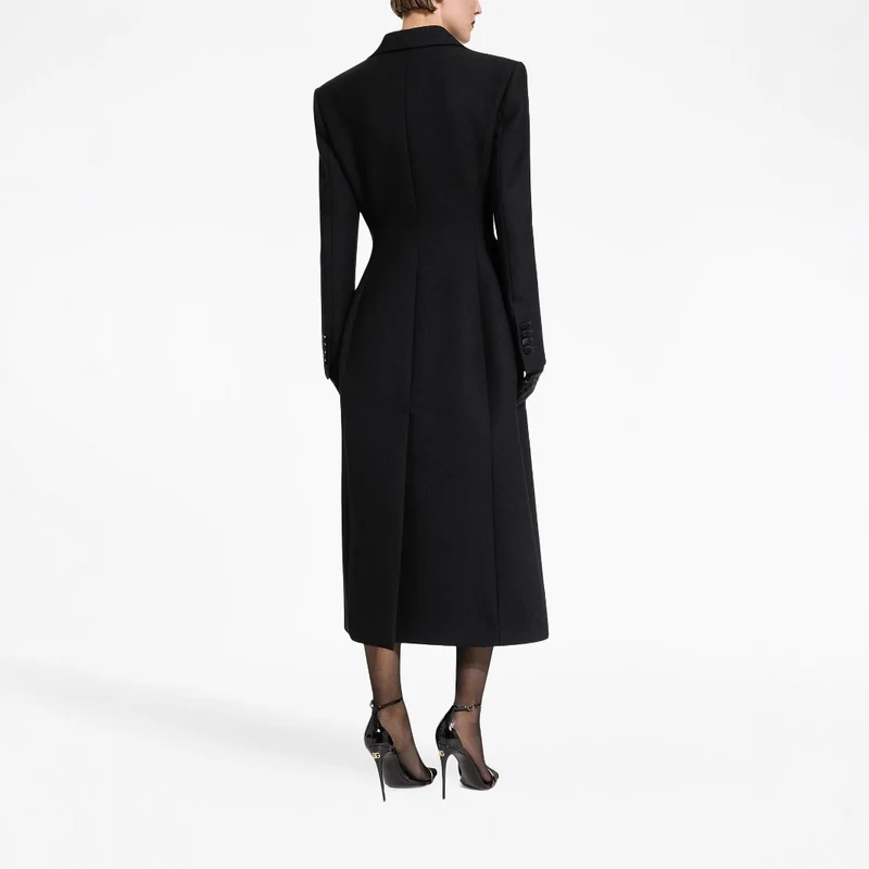 Damen Taillierter Longline-Mantel mit spitzem Revers und Gehschlitz Nord Taschen