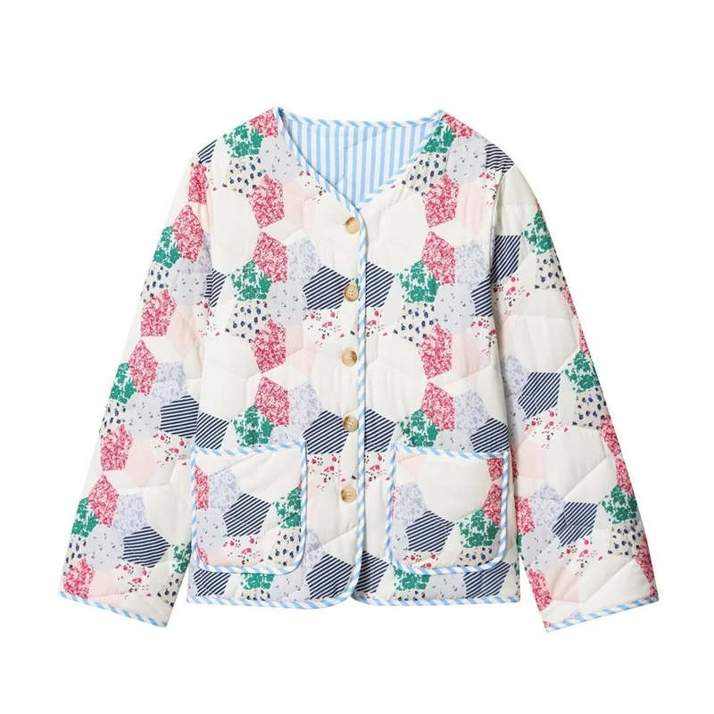 Damen Gesteppte Kurzjacke im Patchwork-Quilt-Look mit Knopfleiste und aufgesetzten Taschen Nord Taschen