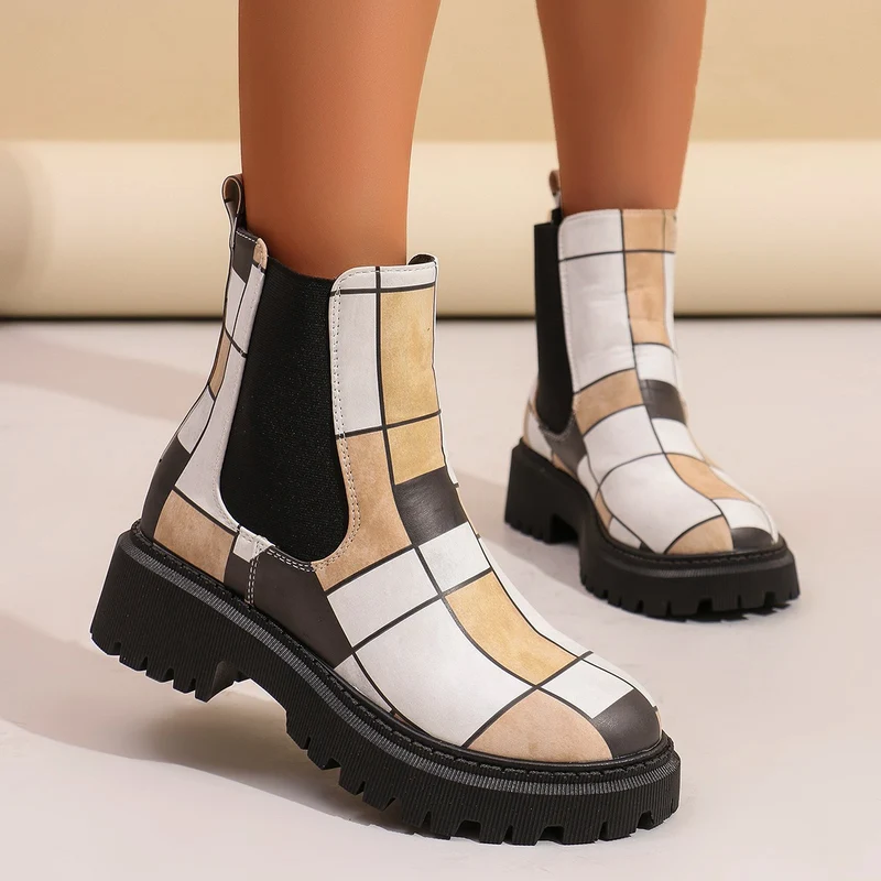 Damen Chunky Chelsea‑Boots mit buntem geometrischem Patchwork und markanter Lug‑Sohle Nord Taschen