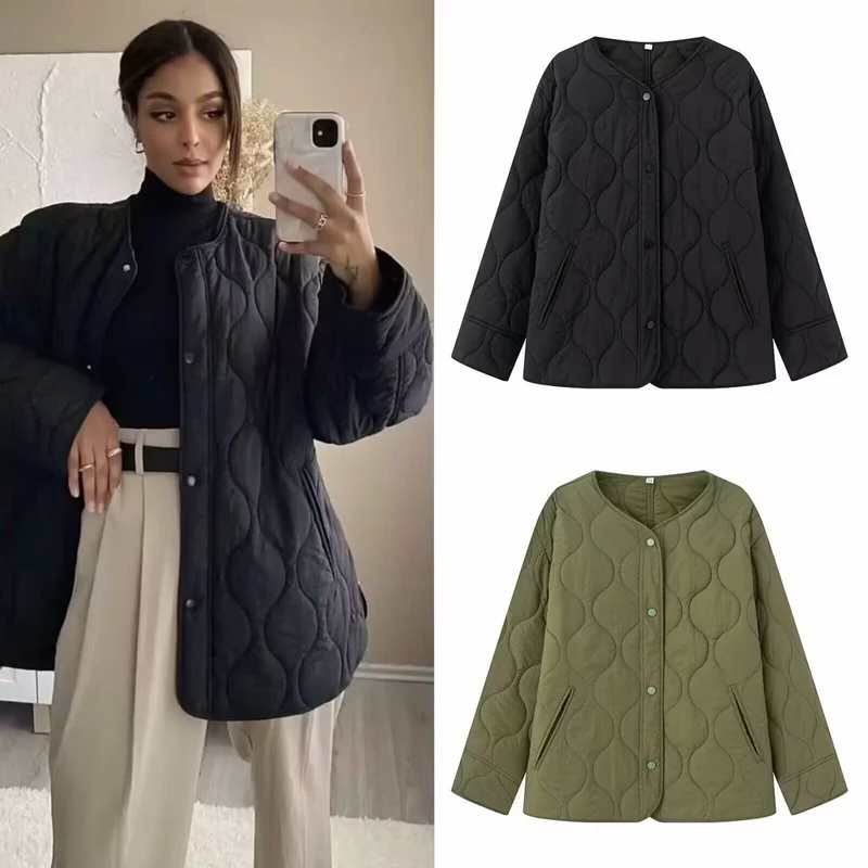 Damen Leicht gesteppte Oversize-Jacke mit Rundhals, Druckknopfleiste und Eingrifftaschen Nord Taschen