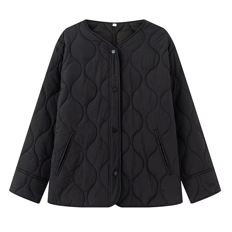 Damen Leicht gesteppte Oversize-Jacke mit Rundhals, Druckknopfleiste und Eingrifftaschen Nord Taschen