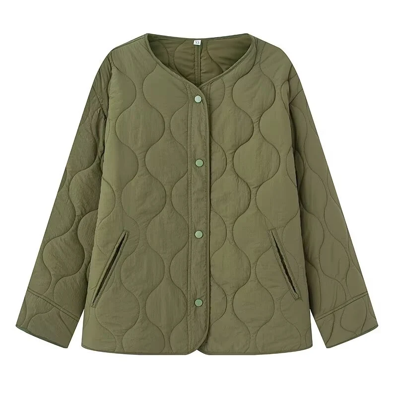 Damen Leicht gesteppte Oversize-Jacke mit Rundhals, Druckknopfleiste und Eingrifftaschen Nord Taschen
