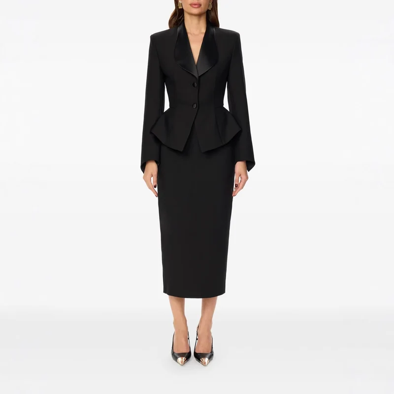 Damen Taillierter Blazer mit Schößchen Satin‑Schalkragen und schlanker Silhouette Nord Taschen