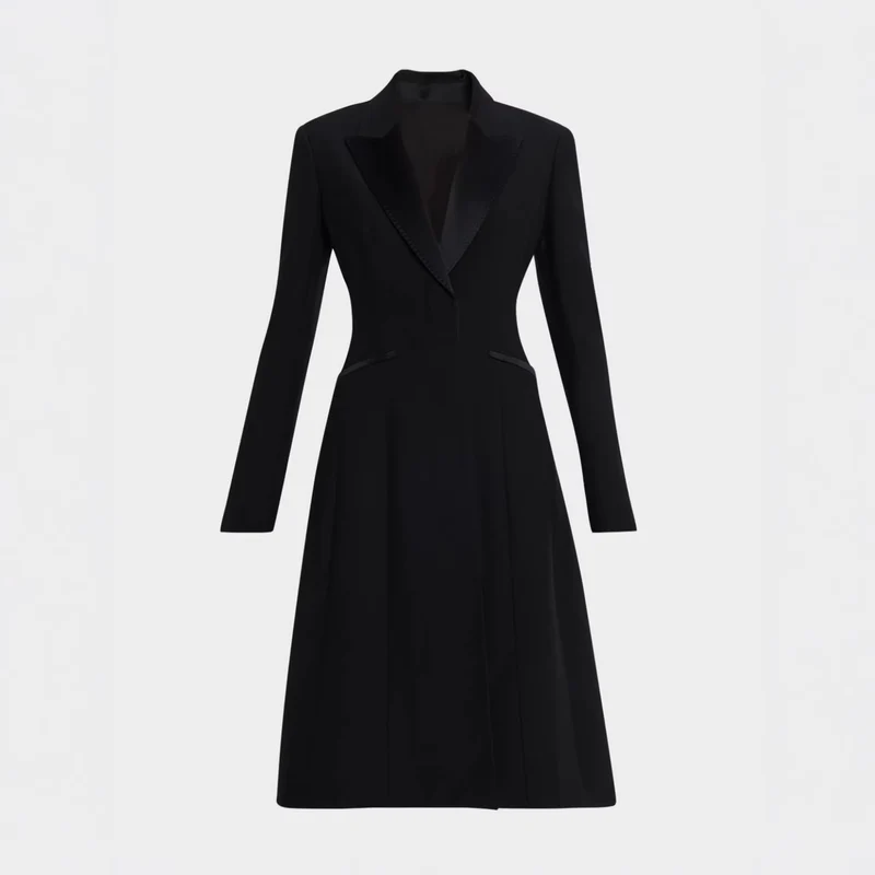 Damen Taillierter Abendlicher Mantel-Blazer mit Satinrevers und schlanker Silhouette Nord Taschen