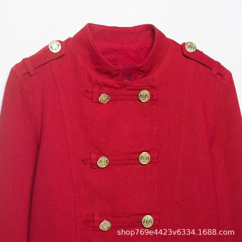 Damen Kurze Militärjacke im Cropped‑Schnitt mit Stehkragen und goldfarbenen Zierknöpfen Nord Taschen