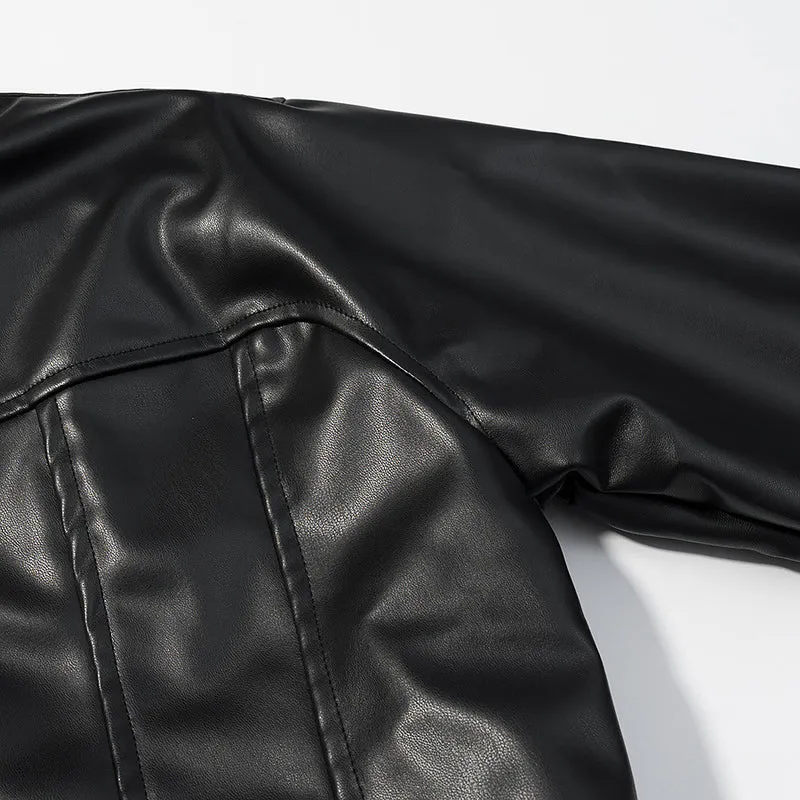 Damen Gekürzte Boxy-Kunstlederjacke mit Stehkragen und konstruktiven Teilungsnähten Nord Taschen