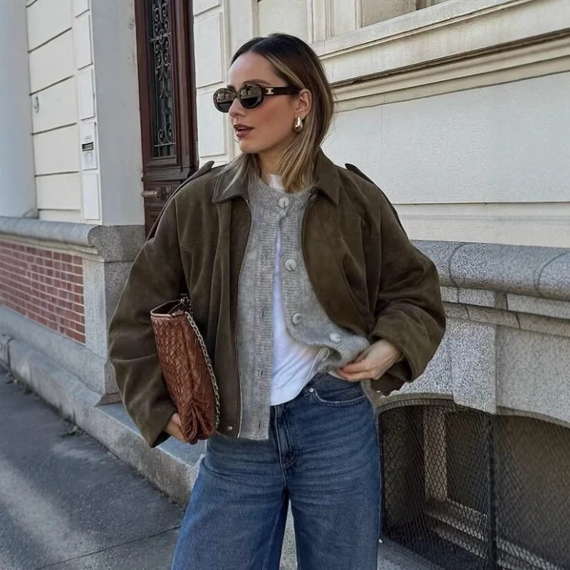 Damen Kurze Boxy‑Jacke im Oversize Wildleder‑Look mit Ballon‑Saum Nord Taschen