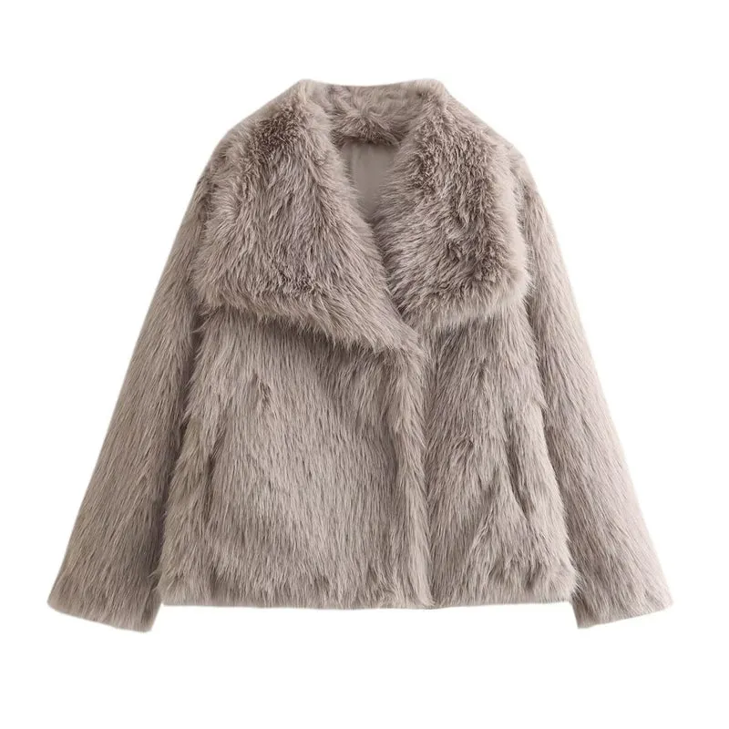 Damen Kurzboxy Kunstfelljacke mit breitem Schalkragen und langfaserigem Faux-Fur Nord Taschen