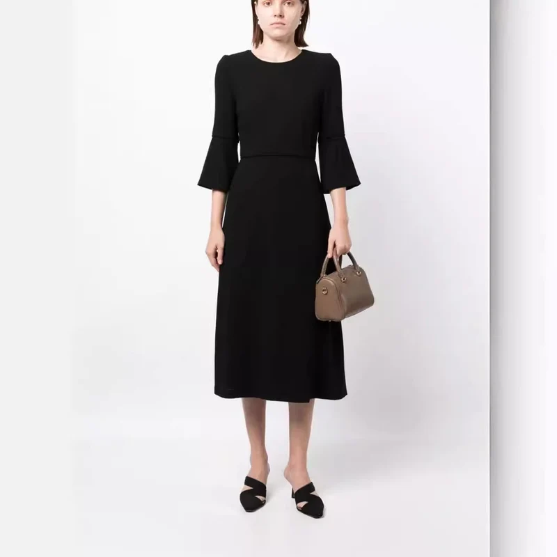 Damen Midikleid mit taillierter Silhouette und Trompetenärmeln Nord Taschen