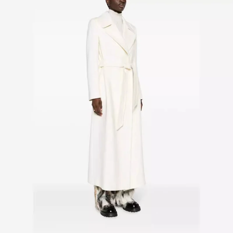 Damen Maxilanger taillierter Wollmix-Mantel mit Bindegürtel und weitem Revers Nord Taschen