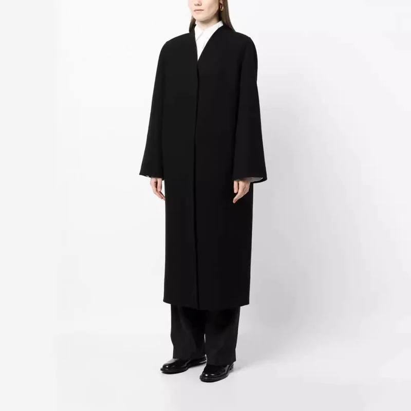 Damen Maxilanger minimalistischer Mantel mit verdeckter Front und kastiger Schulter Nord Taschen