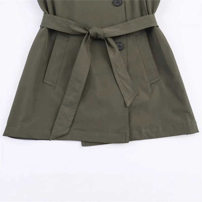 Damen Kurztrench mit A‑Linien‑Silhouette, doppelreihiger Knopfleiste, Bindegürtel und Schulterriegeln Nord Taschen