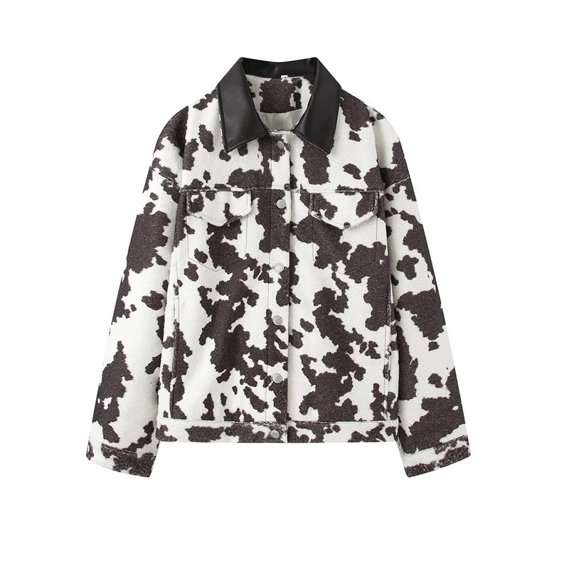Damen Kurzjacke im Trucker‑Stil mit Kuhfleckenmuster und Kunstlederkragen Nord Taschen