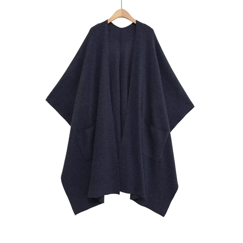 Damen Oversize Strickponcho mit Eingrifftaschen und asymmetrischem Saum Nord Taschen