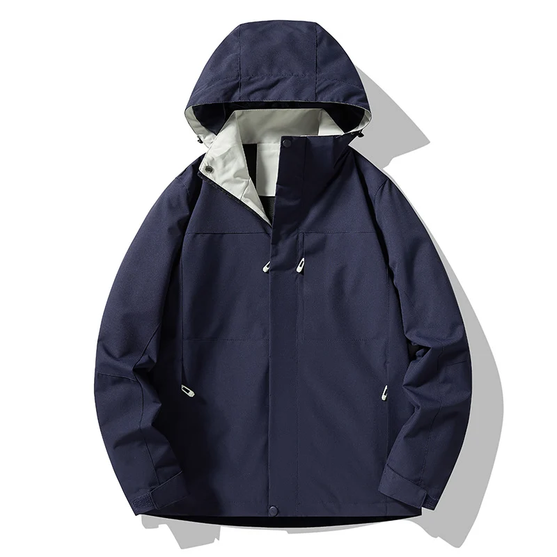 Herren Minimalistische technische Kapuzen-Softshelljacke mit mattem Finish und verdeckten Reißverschlüssen Nord Taschen