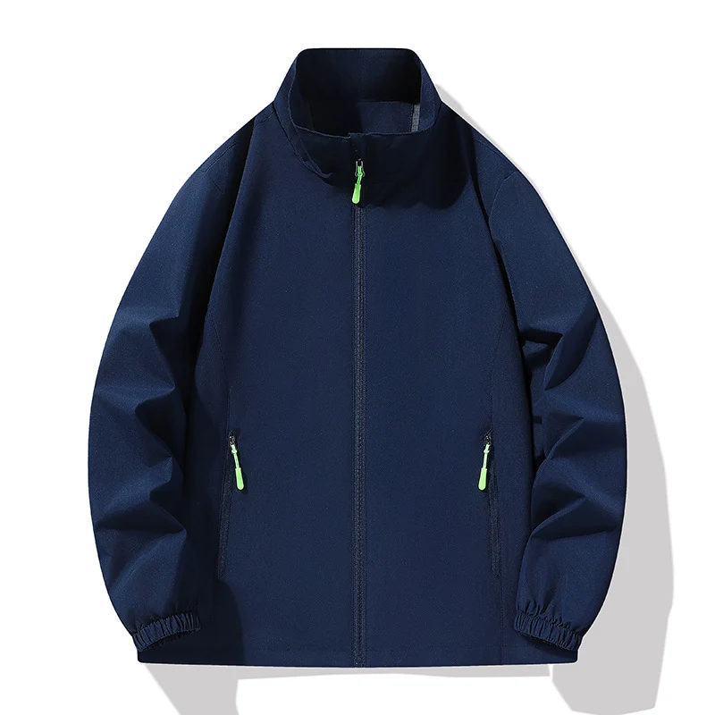 Herren Minimalistische Softshell-Outdoorjacke mit Stehkragen, wind- und wasserabweisender Membran und fluoreszierenden Zipper-Pulls Nord Taschen
