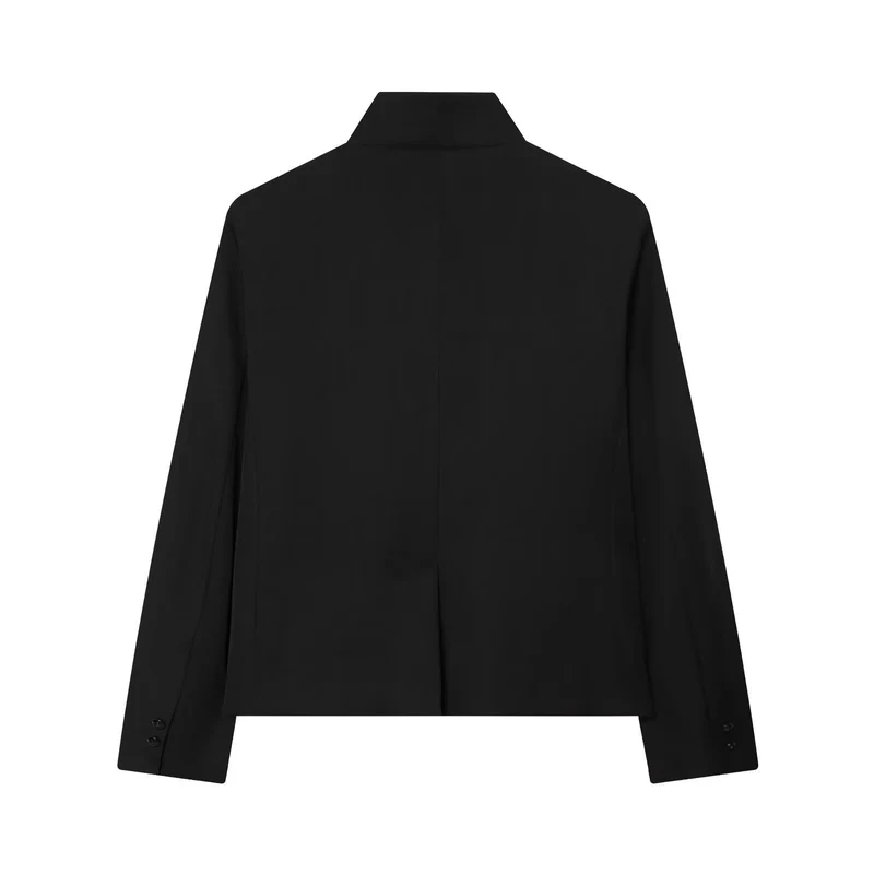 Damen Kurz geschnittener Blazer mit Stehkragen, asymmetrischem Verschluss und Paspeltaschen Nord Taschen