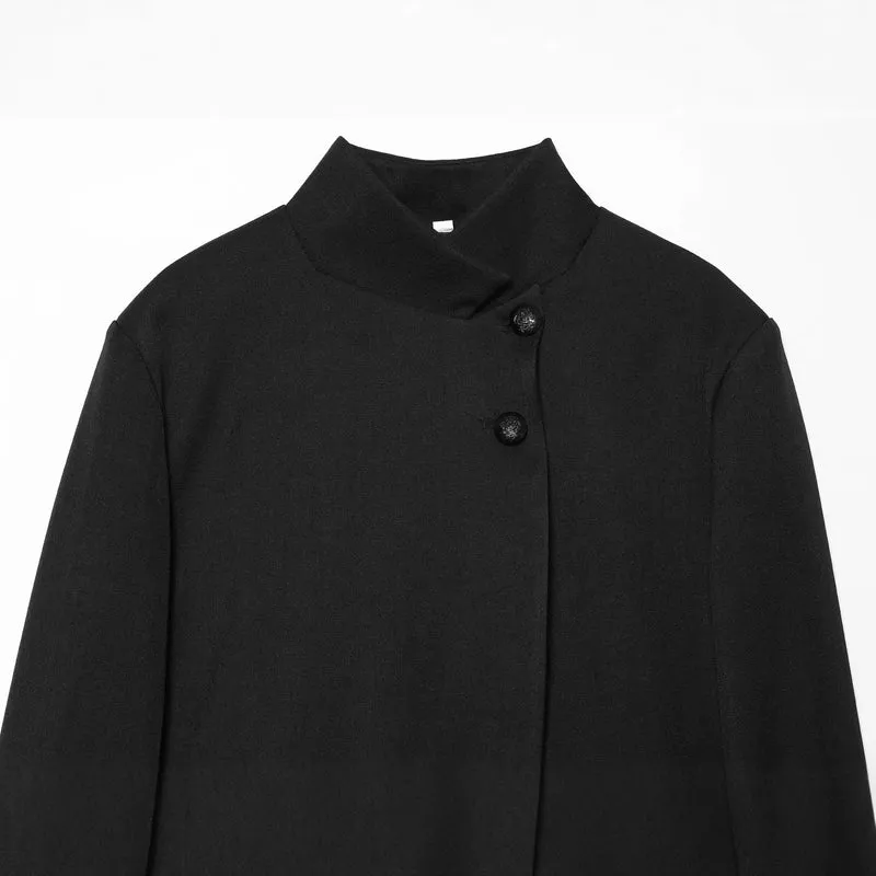 Damen Kurz geschnittener Blazer mit Stehkragen, asymmetrischem Verschluss und Paspeltaschen Nord Taschen