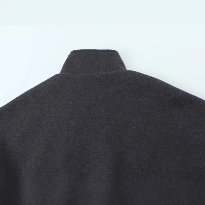 Damen Kurz geschnittene Wollblousonjacke mit Stehkragen, Druckknopfleiste und elastischem Saum Nord Taschen