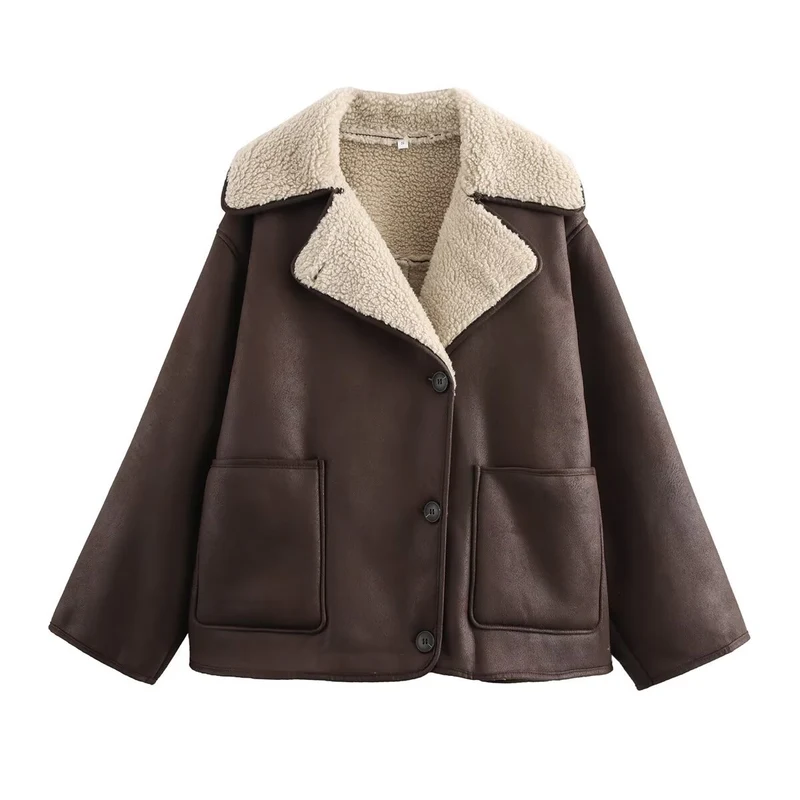 Damen Kurzjacke im Boxy Cut aus Veloursimitat mit Teddyfutter und großen Pattentaschen Nord Taschen