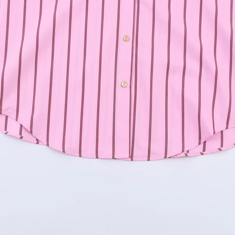 Damen Oversize Hemdbluse in Seidenoptik mit Kontrastkragen und vertikaler Streifenstruktur Nord Taschen