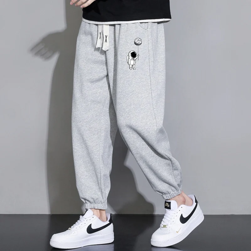 Herren Lockere Jogginghose mit Astronauten-Print, Kordelzugbund und elastischen Saumbündchen Nord Taschen