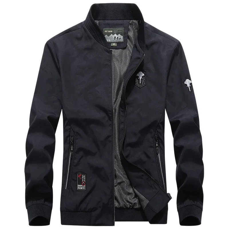 Herren Leichter Urbaner Windbreaker-Blouson mit Mesh-Innenfutter, Stick-Patches und Reißverschlusstaschen Nord Taschen